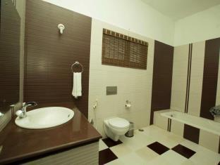 Mount N Mist Hotel ناينيتال المظهر الخارجي الصورة